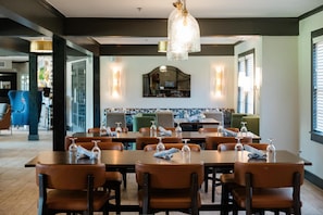 Restaurant - Waynesville Inn and Golf Club, Tapestry Collection by Hilton (Waynesville)