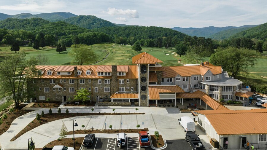Waynesville Inn and Golf Club, Tapestry Collection by Hilton