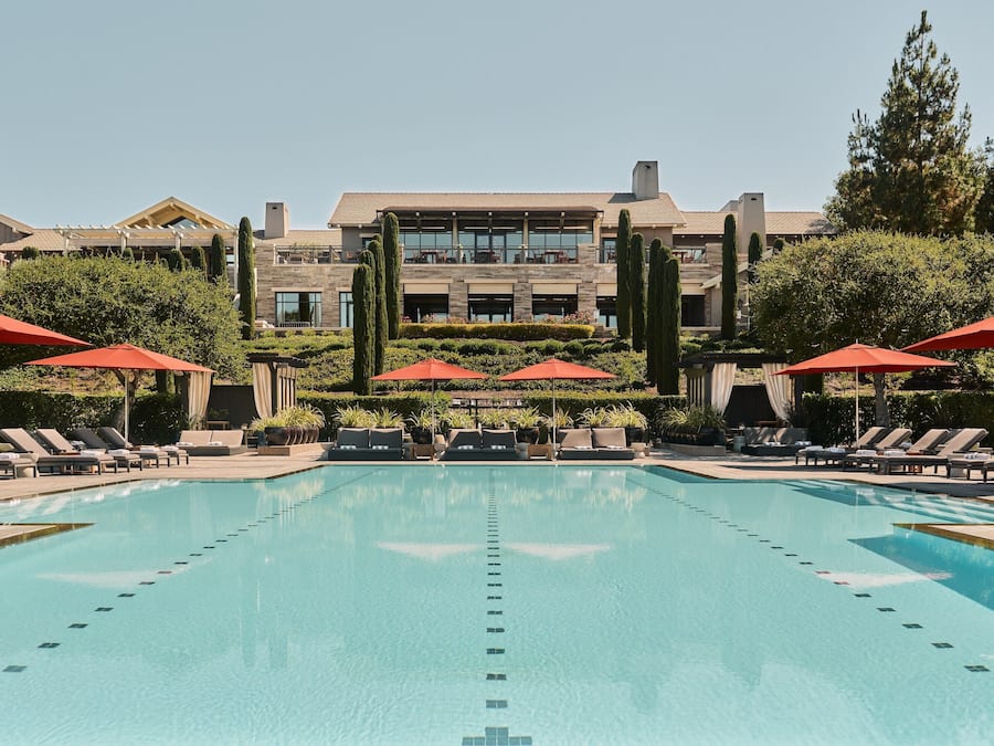 Kolam renang outdoor