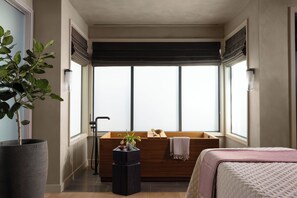 ห้องทรีทเมนท์สำหรับคู่รัก, ซาวน่า, อ่างน้ำร้อน, ทรีทเมนท์ดูแลผิว