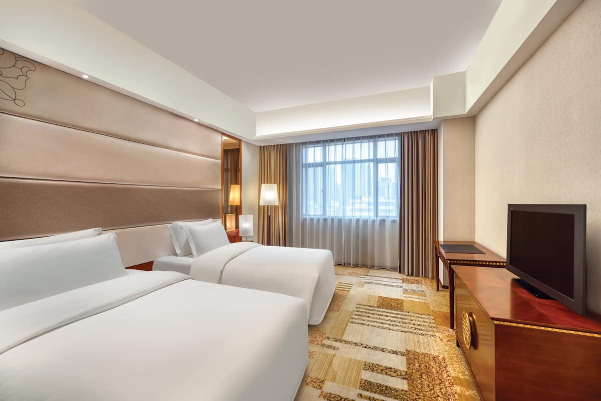Phòng Tiêu chuẩn, 2 giường đơn | Bộ đồ giường cao cấp, nệm có lớp đệm bông, minibar