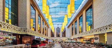 7 restaurants, breakfast served