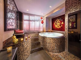 Steam room, body treatments, aromatherapy, deep-tissue massages