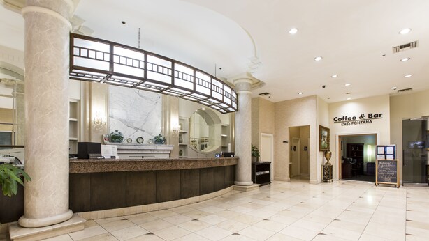 Reception - J J Grand Hotel (Los Angeles)