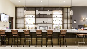 Bar (on property) - J J Grand Hotel (Los Angeles)