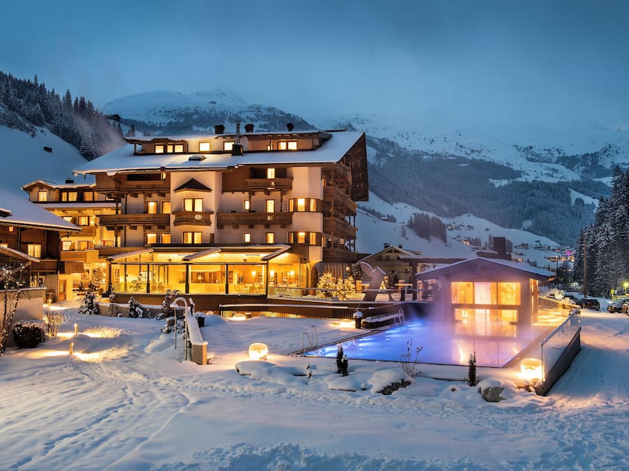 Fachada de la propiedad