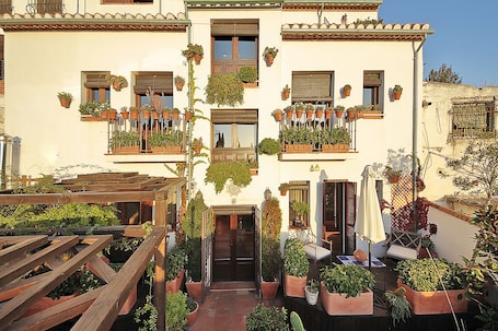 Fachada de la propiedad