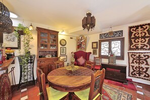 Economy Loft, Patio (Alhambra View) | Living room - solar MontesClaros VUT/GR/00051 (Granada)