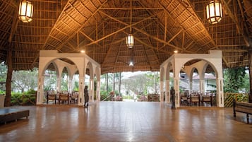 Coin salon dans le hall