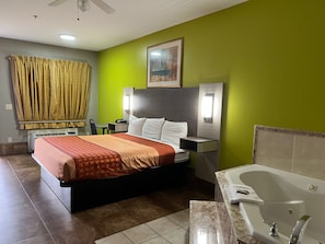 Deluxe Room, 1 King Bed, Non Smoking, Jetted Tub | Desk, laptop workspace, blackout curtains, free WiFi - Texas Inn Weslaco (Weslaco)