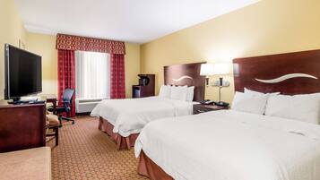 Dua Katil Queen Bebas Merokok | Peti besi dalam bilik, seterika/papan seterika, katil bayi/kot