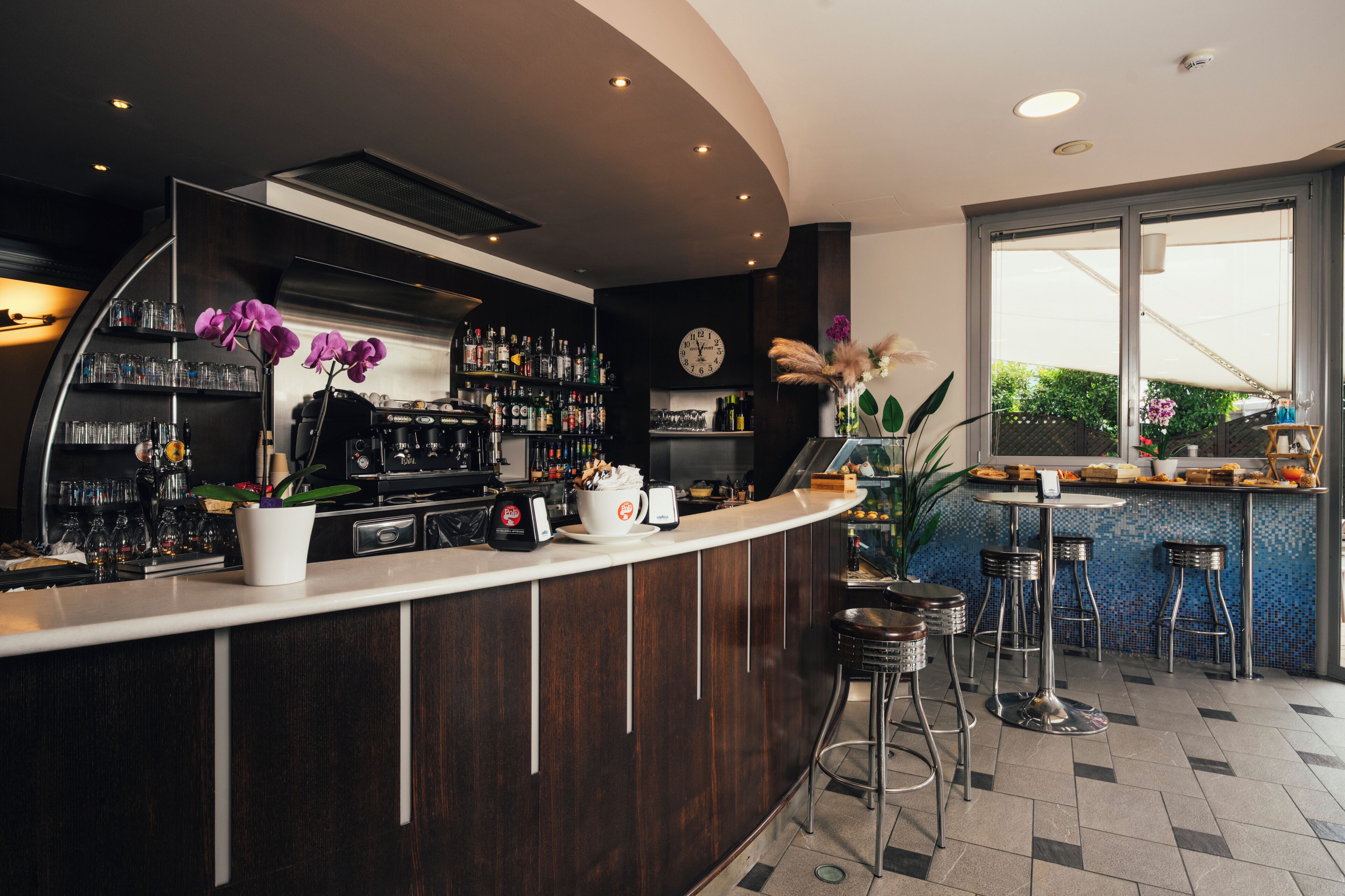 Bar (in der Unterkunft)