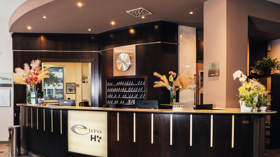 Euro Hotel
