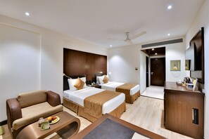 Fern Classic Room, 2 Twin Beds | 4 bedrooms, Egyptian cotton sheets, premium bedding, minibar - The Fern Residency Ahmedabad, Subhash Bridge, Series by Marriott (Ahmedabad)