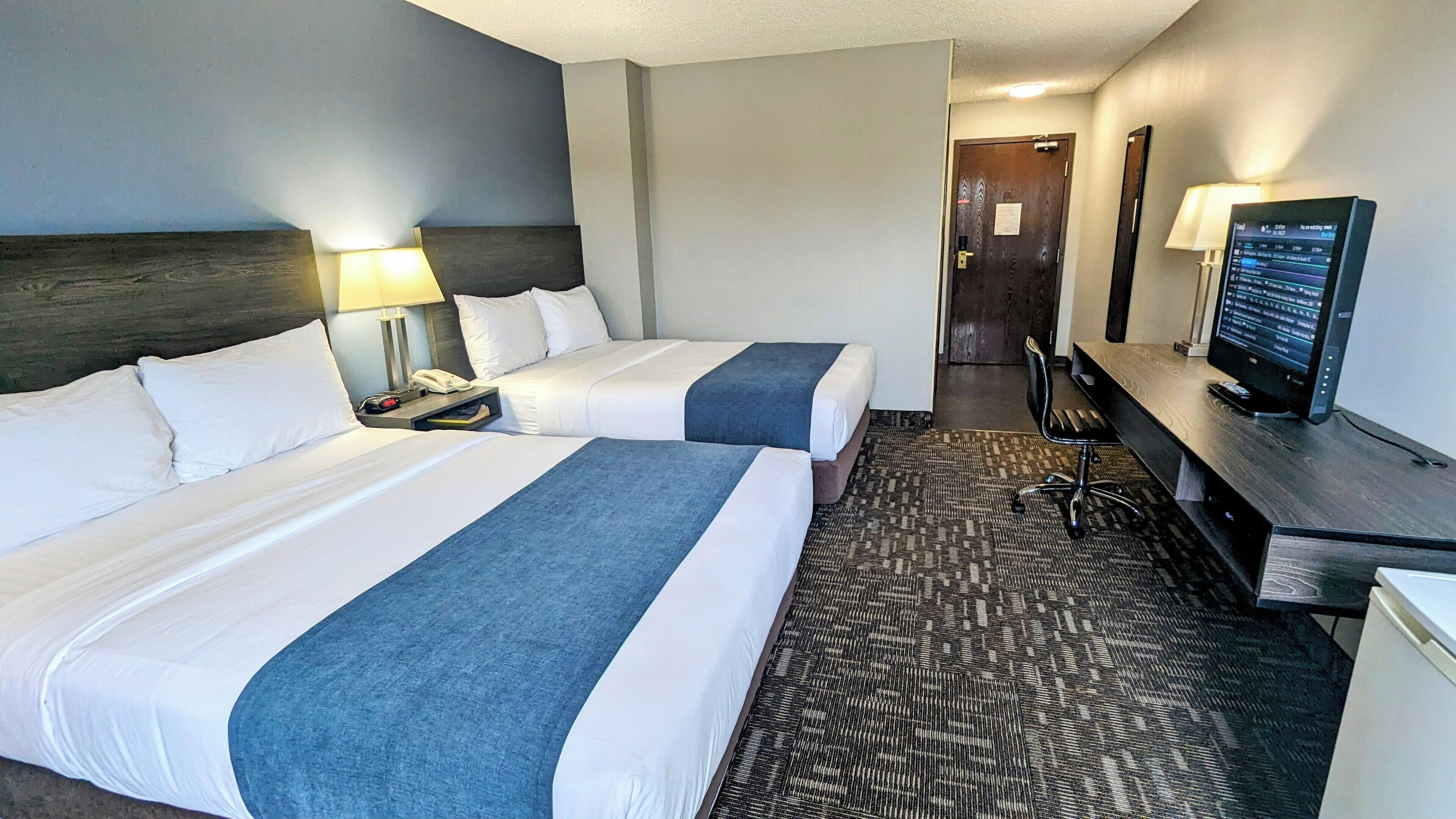 Deluxe Room, 2 Queen Beds, Non Smoking | Desk, blackout curtains, rollaway beds, free WiFi