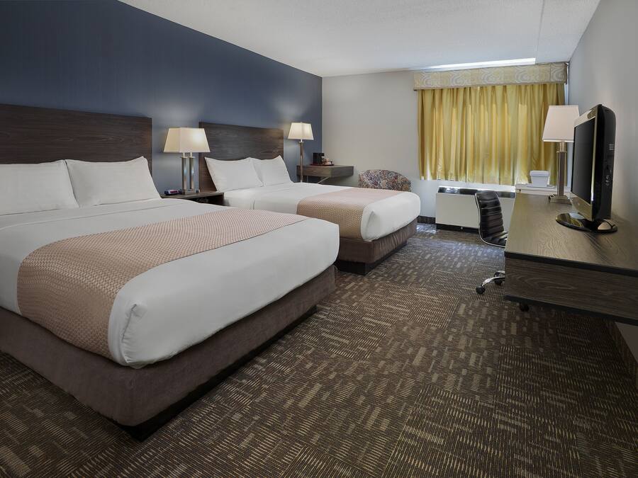 Deluxe Room, 2 Queen Beds, Non Smoking | Desk, blackout curtains, rollaway beds, free WiFi