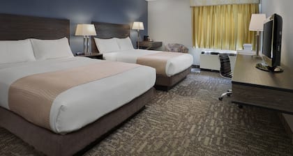 The Crestwood Hotel
