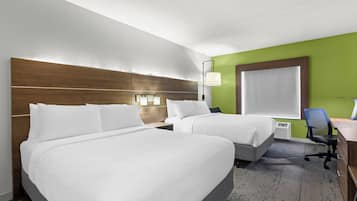 Premium bedding, in-room safe, desk, iron/ironing board