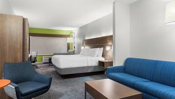 Premium bedding, in-room safe, desk, iron/ironing board