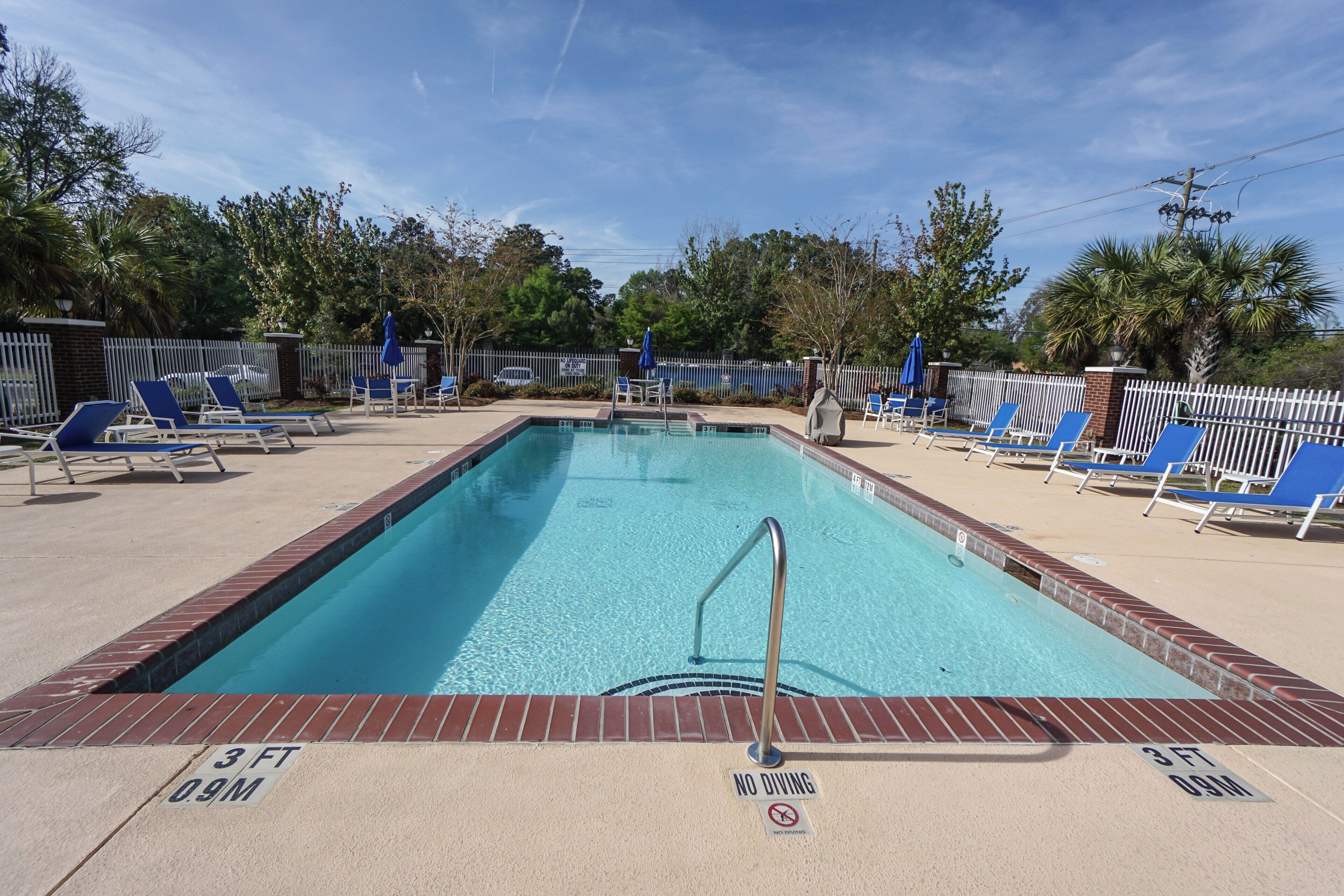 Foto - Holiday Inn Express and Suites Savannah - Midtown by IHG