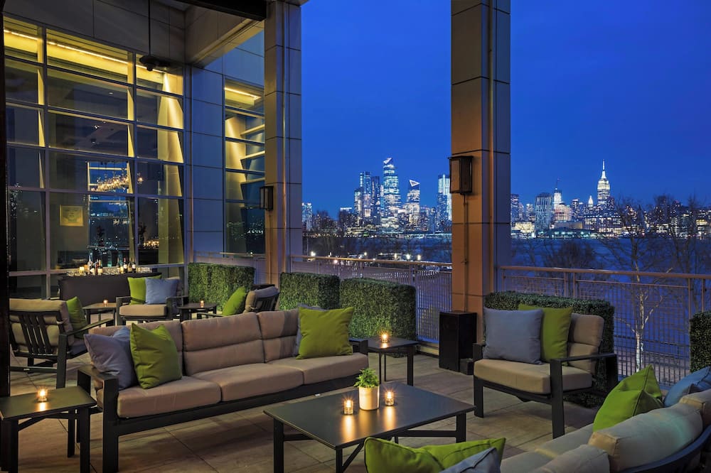 W Hoboken