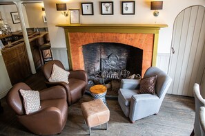Interior detail - The Miller Of Mansfield Goring (Reading)
