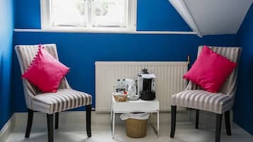 Family Room, Multiple Beds | 10 bedrooms, premium bedding, desk, iron/ironing board