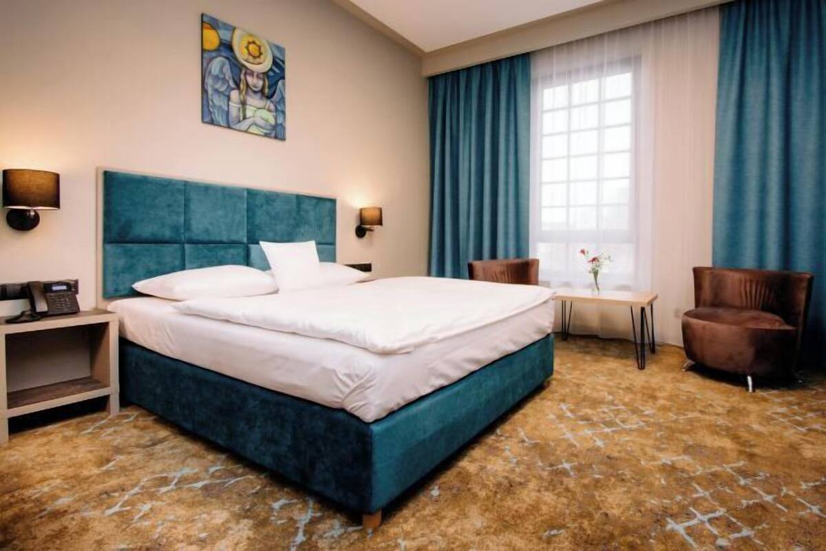 Allergikerbettwaren, Minibar, Schreibtisch, Bügeleisen/Bügelbrett