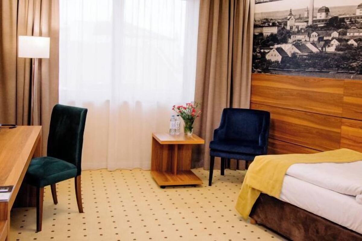 Allergikerbettwaren, Minibar, Schreibtisch, Bügeleisen/Bügelbrett