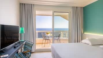 Frigobar, cofres nos quartos, individualmente decorados, escrivaninha