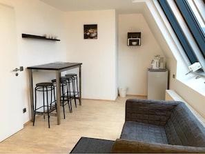 In-room dining - Hotel Hayk (Cologne)