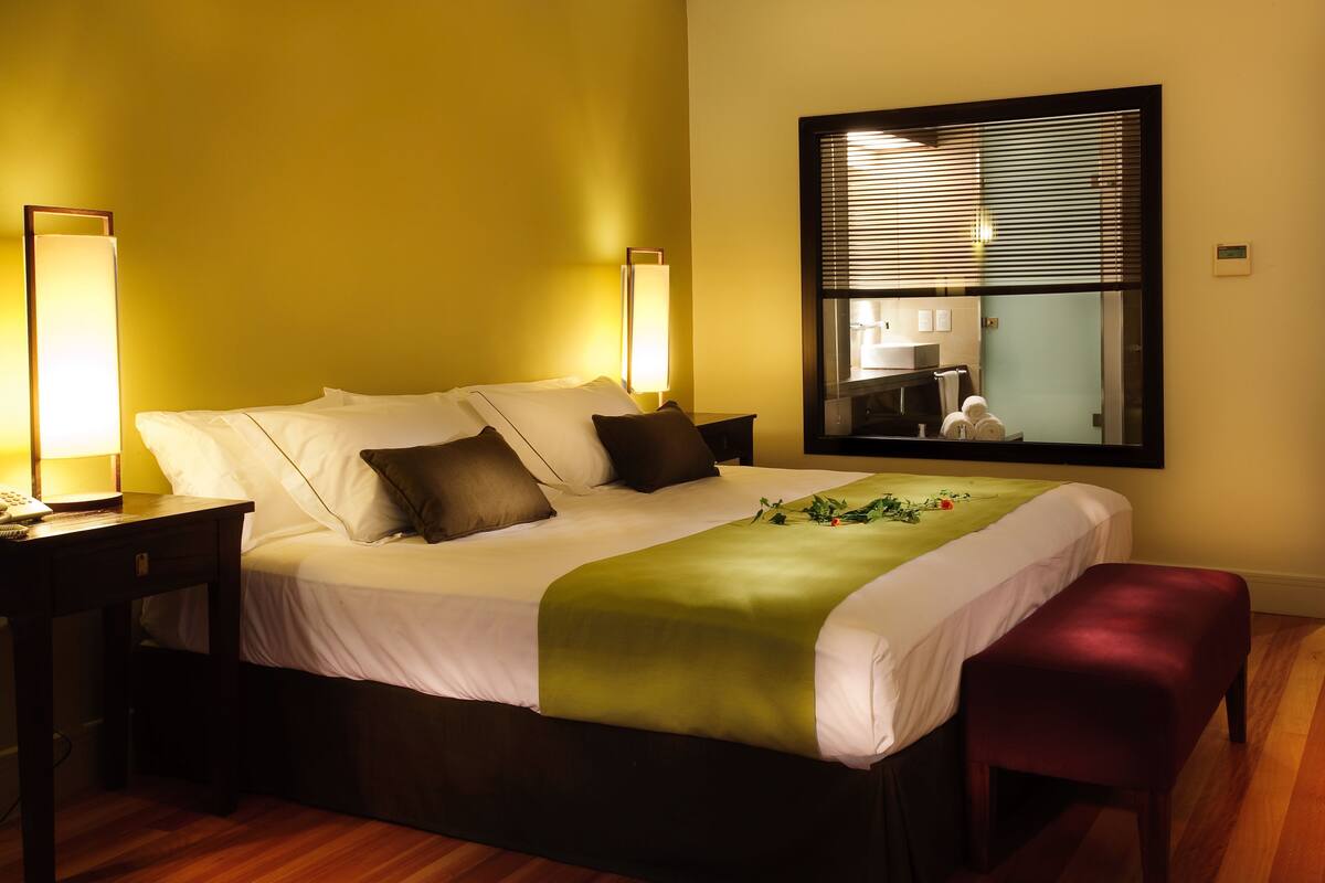 Premium bedding, down comforters, pillowtop beds, minibar