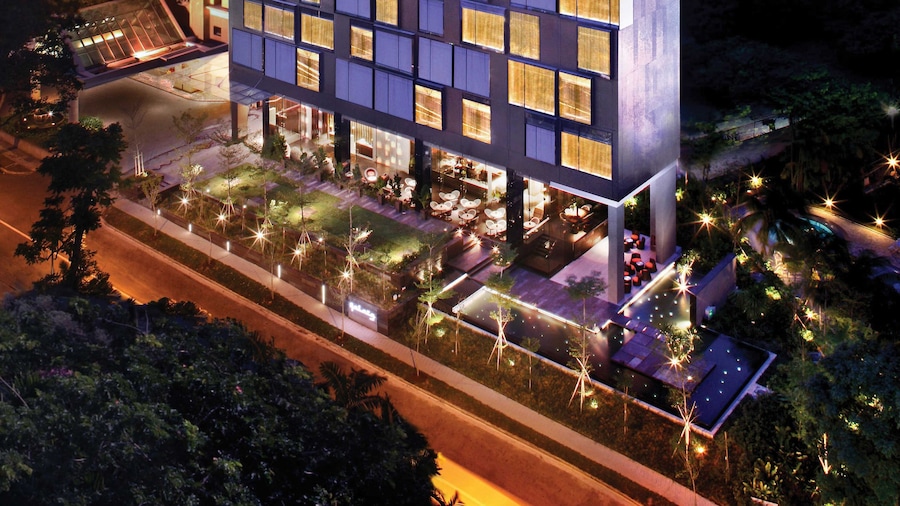 Quincy Hotel Singapore by Far East Hospitality