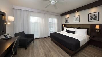 Roupas de cama premium, cofres nos quartos, individualmente mobiliados