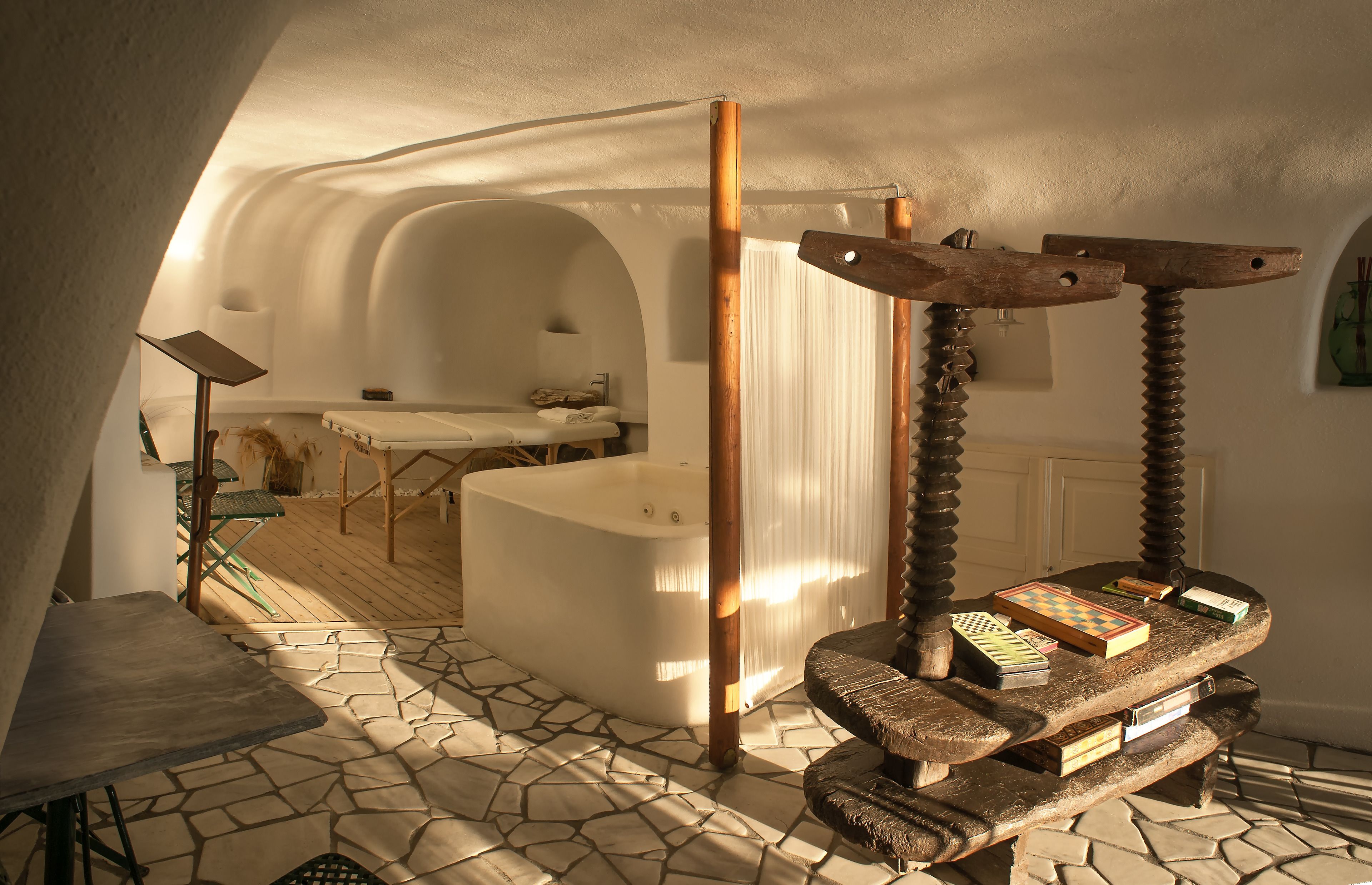 Outdoor treatment area, massages