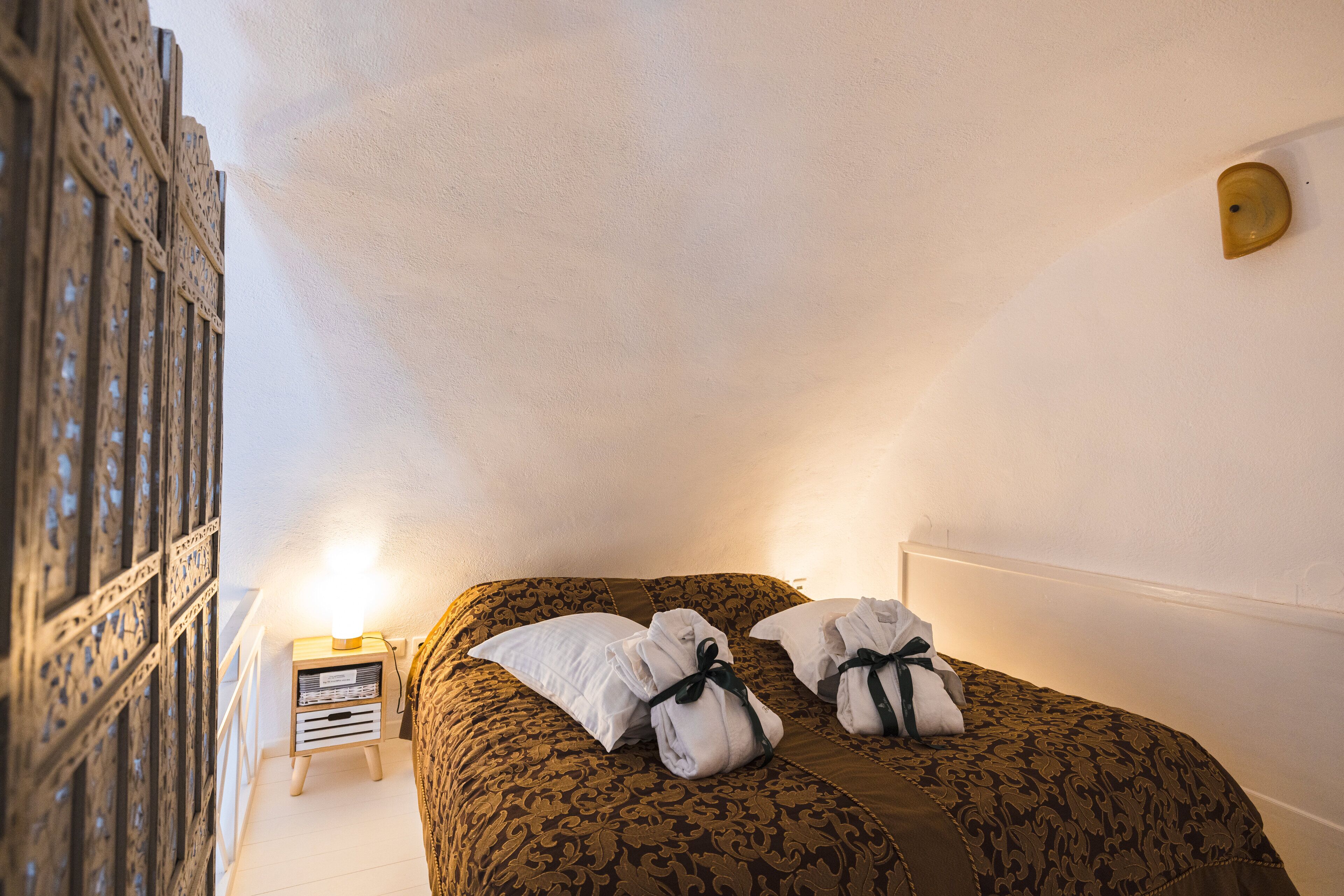 summer lovers villa with outdoor whirlpool, caldera view | 1 bedroom, premium bedding, in-room safe, soundproofing