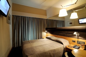 Room - Maniatis Hotel (Sparta)