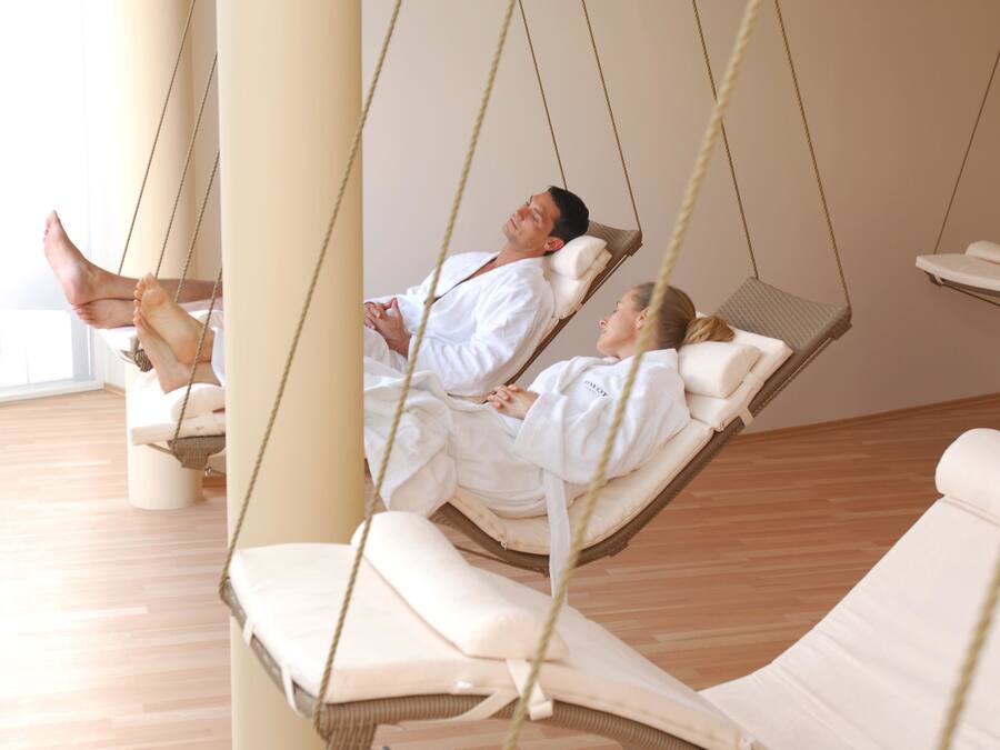 Couples treatment room(s), body treatments, aromatherapy, body wraps
