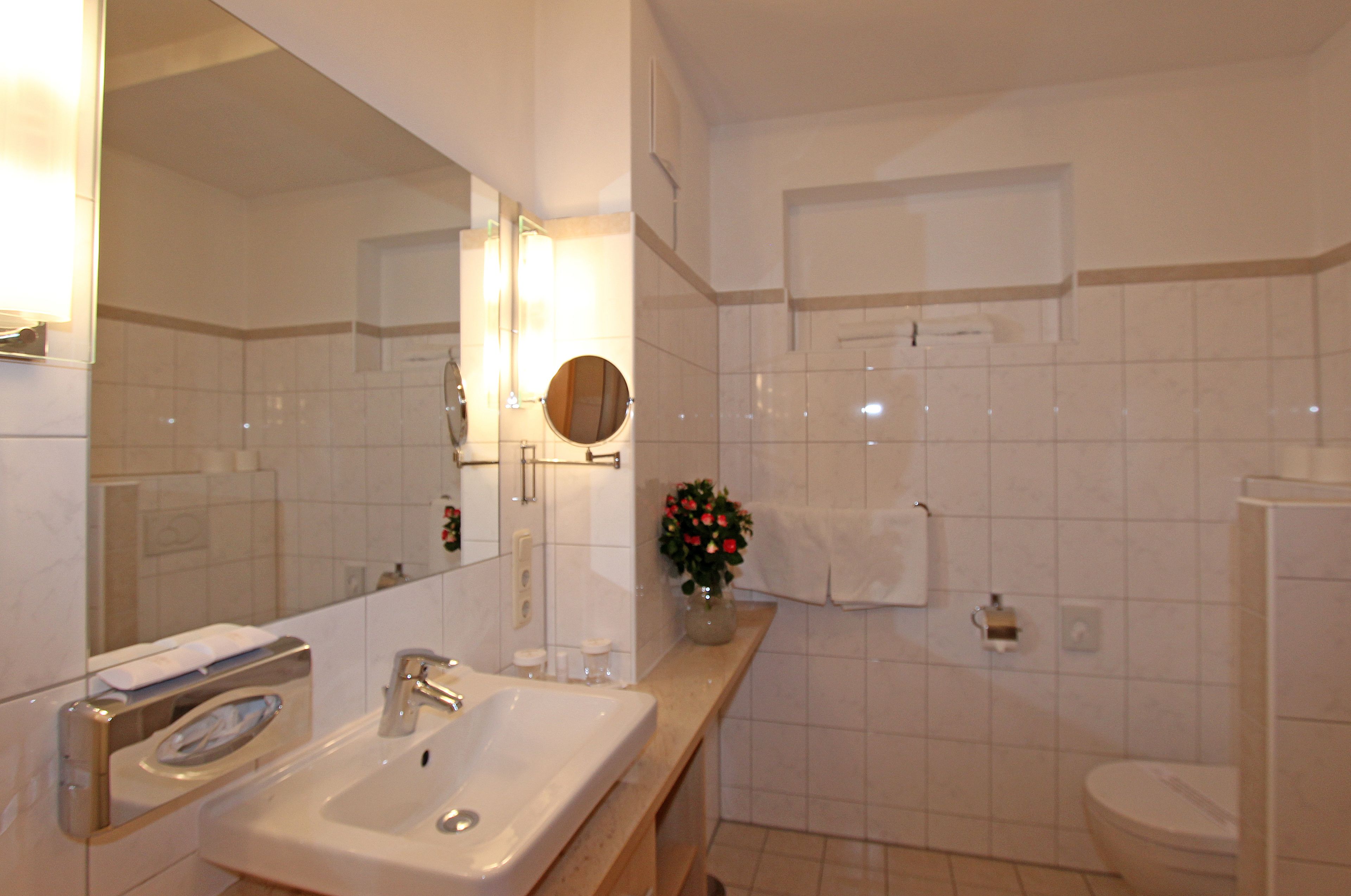 superior double room | 1 bedroom, premium bedding, minibar, in-room safe