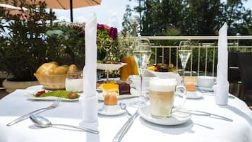 Colazione a buffet inclusa, servita tutte le mattine