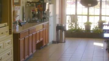 Petit déjeuner continental compris tous les jours