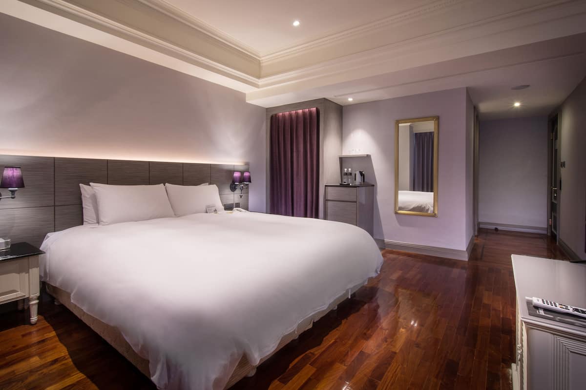 Phòng đôi Grand, 1 giường đôi (Milan) | Két bảo mật tại phòng, bàn, nôi (giường cho trẻ sơ sinh) miễn phí 