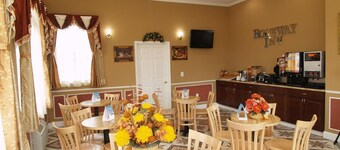 Parkway Inn