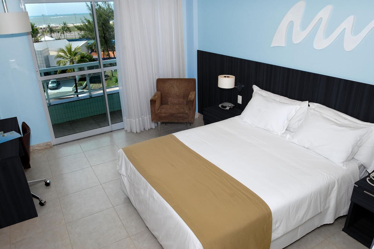 Minibar, in-room safe, desk, blackout drapes
