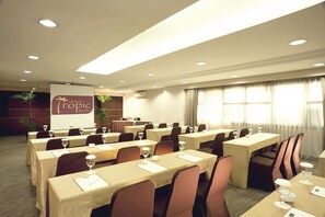 Meeting facility - Grand Tropic Suites Hotel (Jakarta)