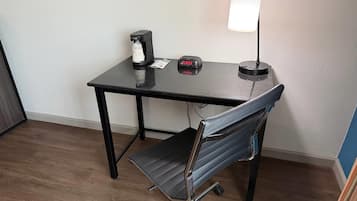 Desk, iron/ironing board, free WiFi, bed sheets