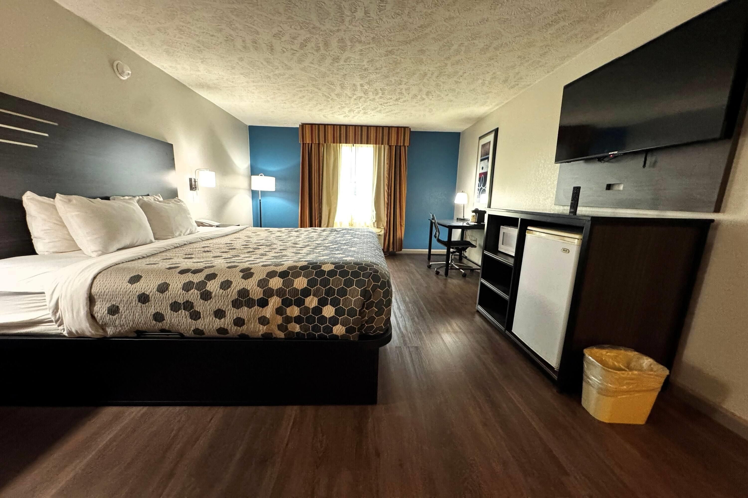 Desk, iron/ironing board, free WiFi, bed sheets