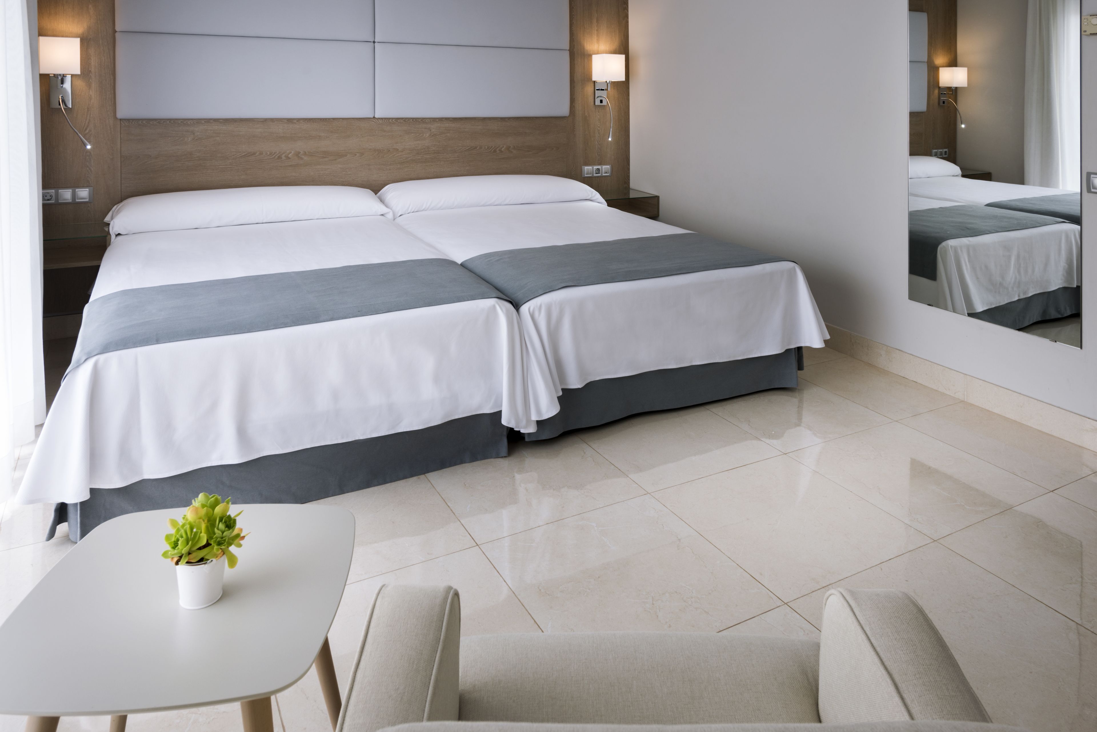 Foto - Mediterraneo Bay Hotel & Resort