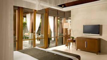 One Bedroom Deluxe Villa with Plunge Pool (Daily Tea Time at The Dauh Restaurant) | Hochwertige Bettwaren, Daunenbettdecken, Minibar, Zimmersafe