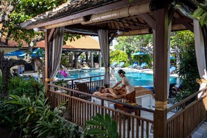 ห้องทรีทเมนท์สำหรับคู่รัก, ทรีทเมนท์ดูแลผิว, บริก  ารนวด
